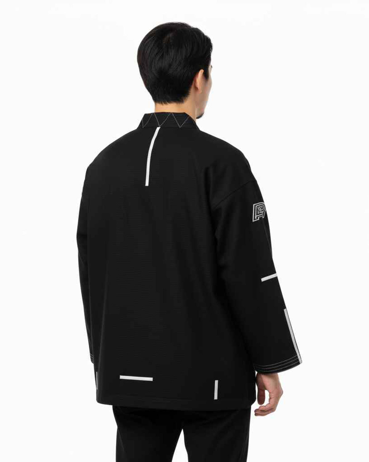 ALBINO & PRETO GROUND MOVEMENT SCHWARZER KIMONO / GI