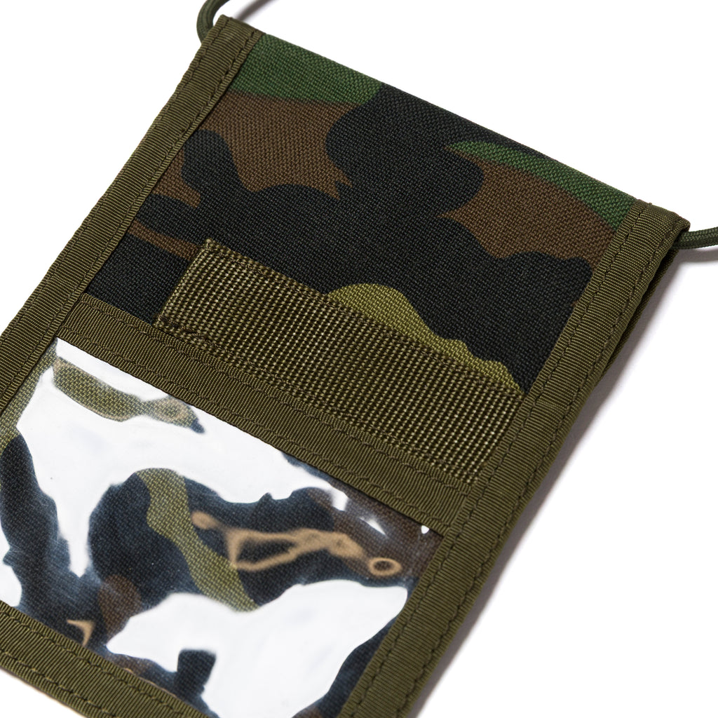 A&PWW Reisepasshülle Woodland Camo