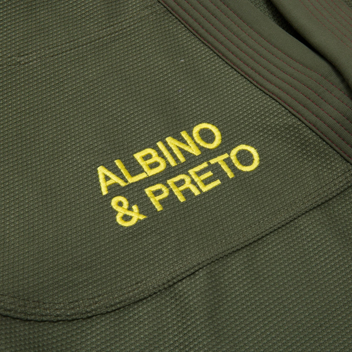 Albino & Preto x Wing Gundam Olive Jiu-Jitsu Gi