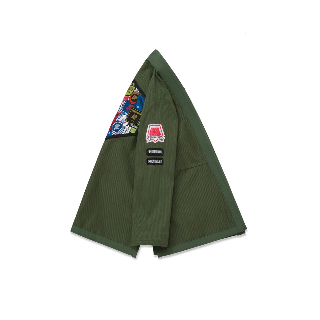 Albino & Preto Fundamental Olive BJJ Gi