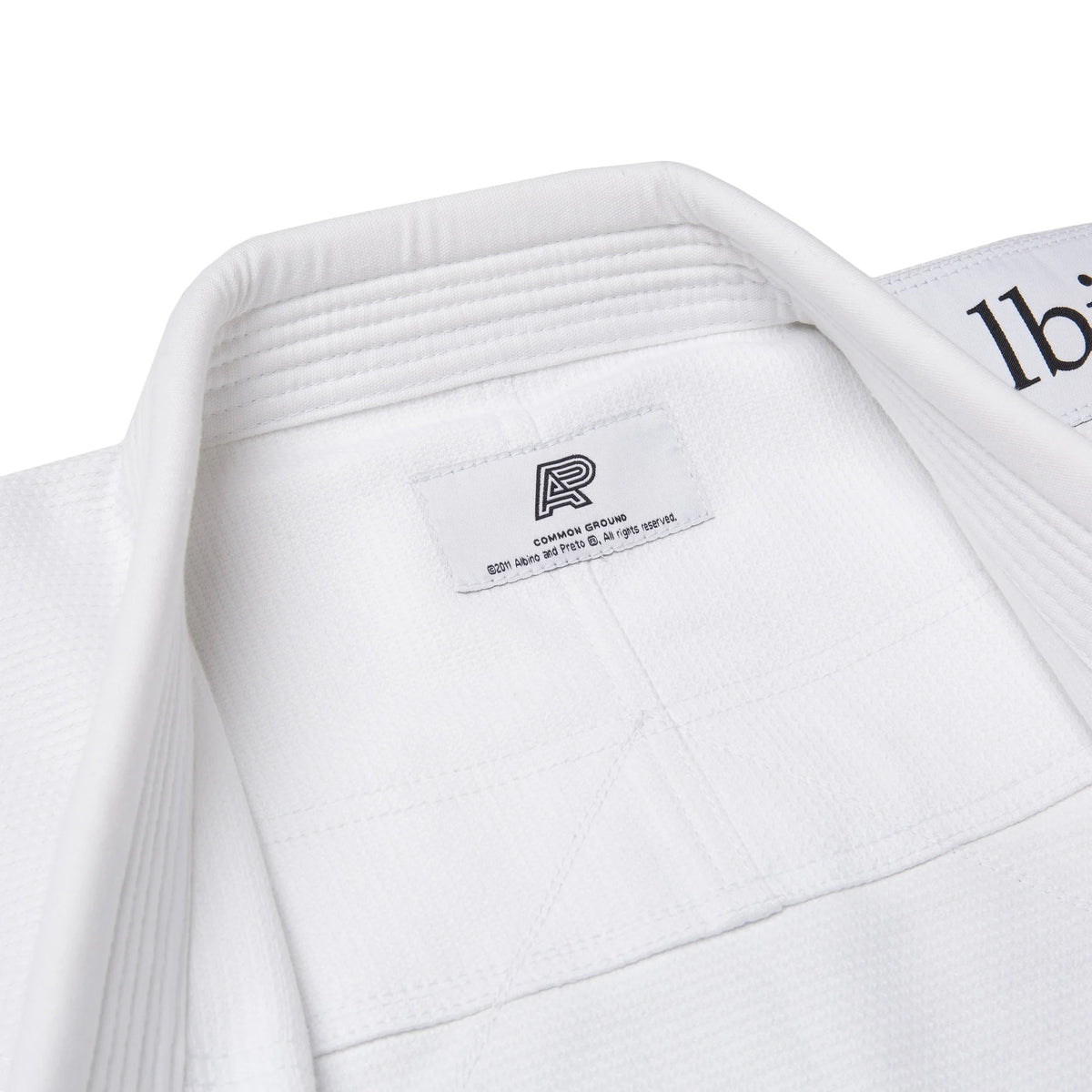 Albino & Preto TSWT White Jiu Jitsu Gi