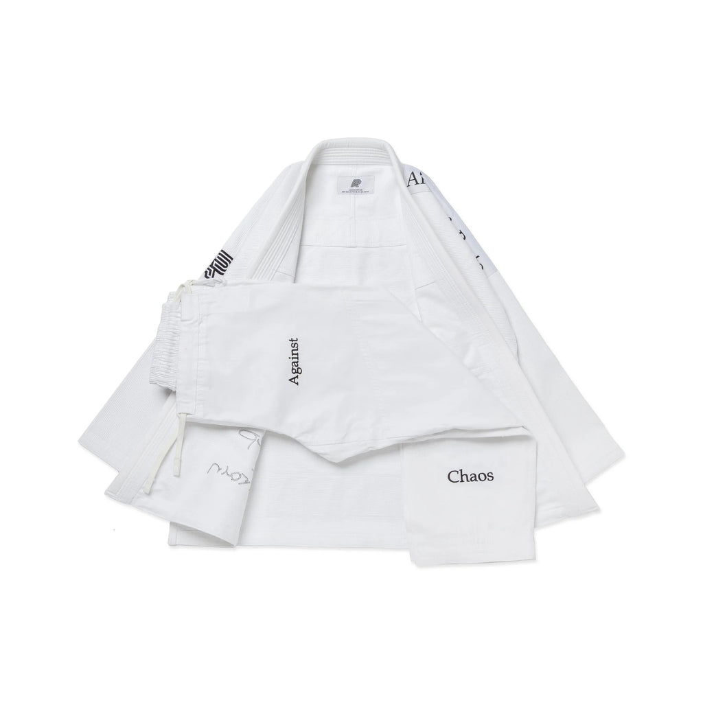 Albino & Preto TSWT White Jiu Jitsu Gi
