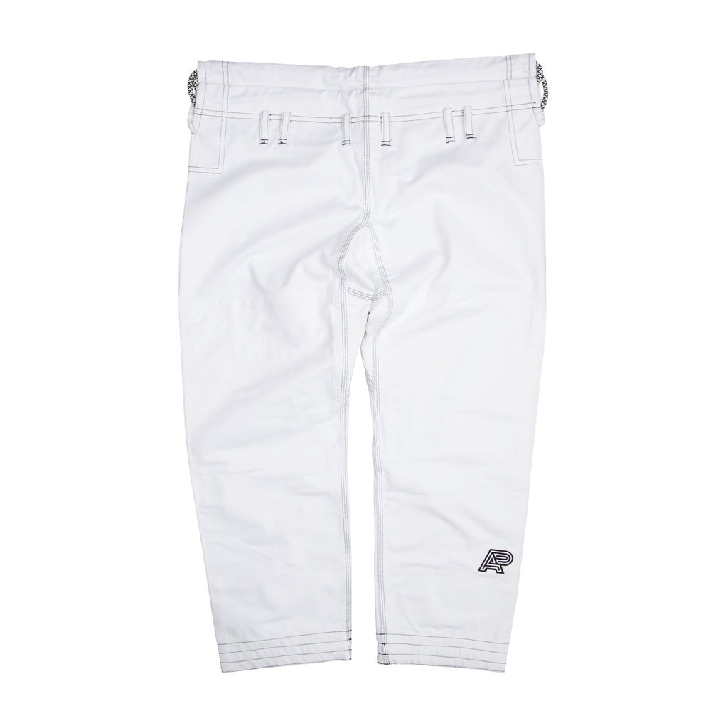Albino and Preto Classic 18 Q2 Gi