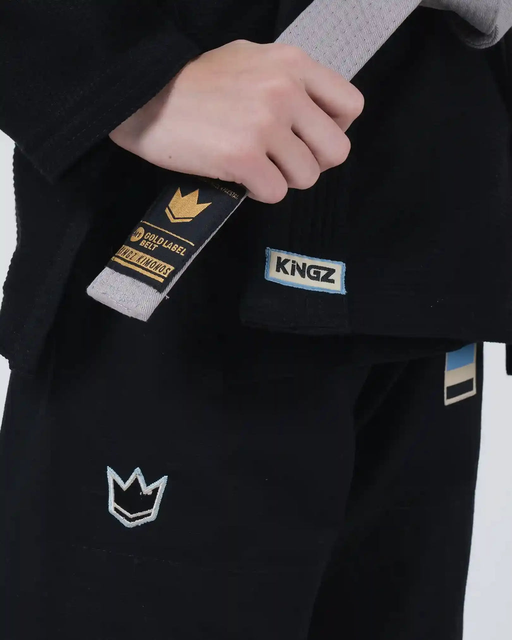 KINGZ NANO 3.0 JIU JITSU INFANTIL - KIMONO / GI NEGRO - AZUL - BLANCO