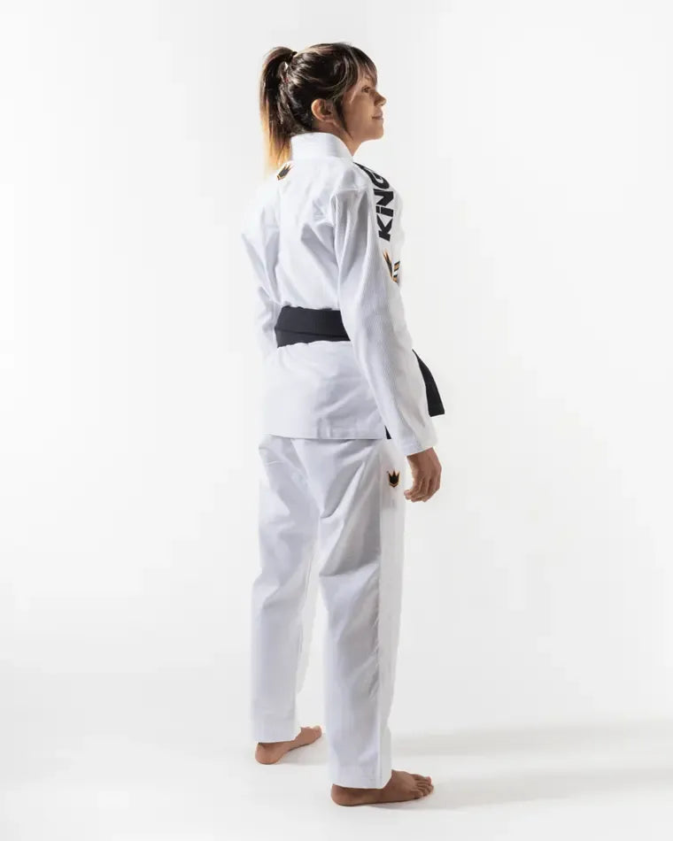 KIMONO / GI KINGZ COMP 450 V6 PARA MUJER (VERSIÓN 2023) - NEGRO - BLANCO