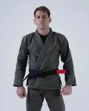KINGZ BORN TO RULE JIU JITSU WEISSER - SCHWARZER - GRÜNER KIMONO / GI