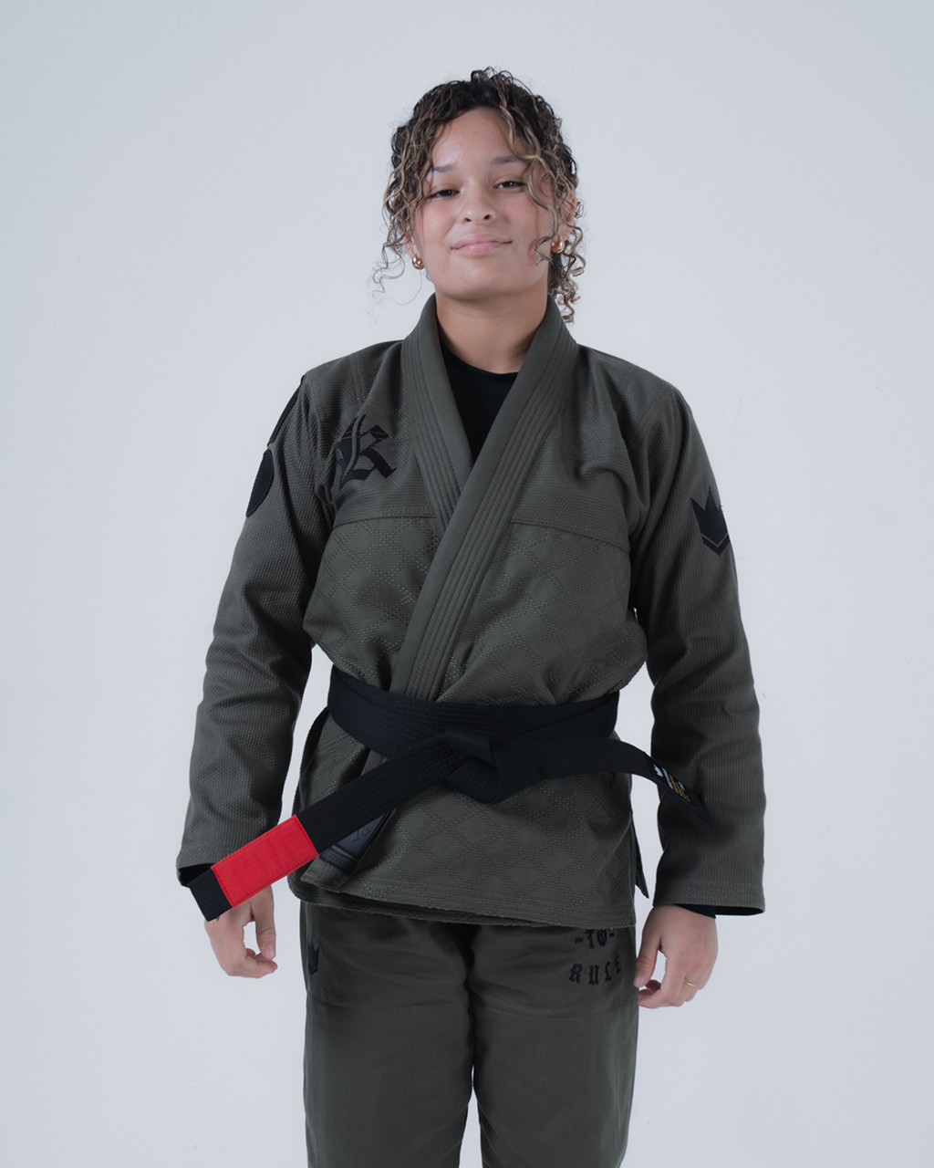KINGZ BORN TO RULE FRAUEN JIU JITSU - SCHWARZ - GRÜN - WEISS KIMONO / GI