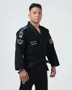KINGZ COMP 450 V6 SCHWARZER KIMONO / GI