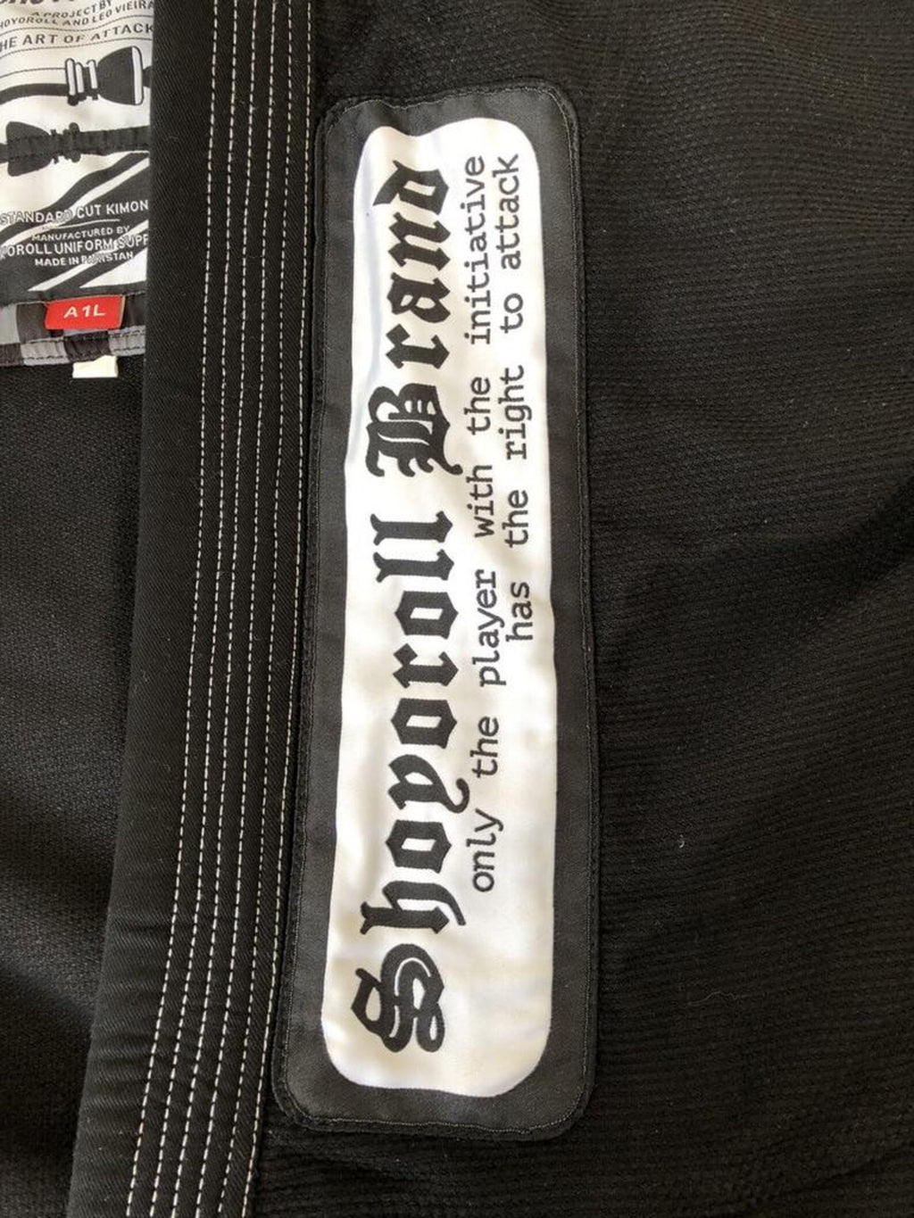 SHOYOROLL LOTE #37 KIMONO / GI NEGRO DE JIU JITSU BRASILEÑO HUMAN CHESS