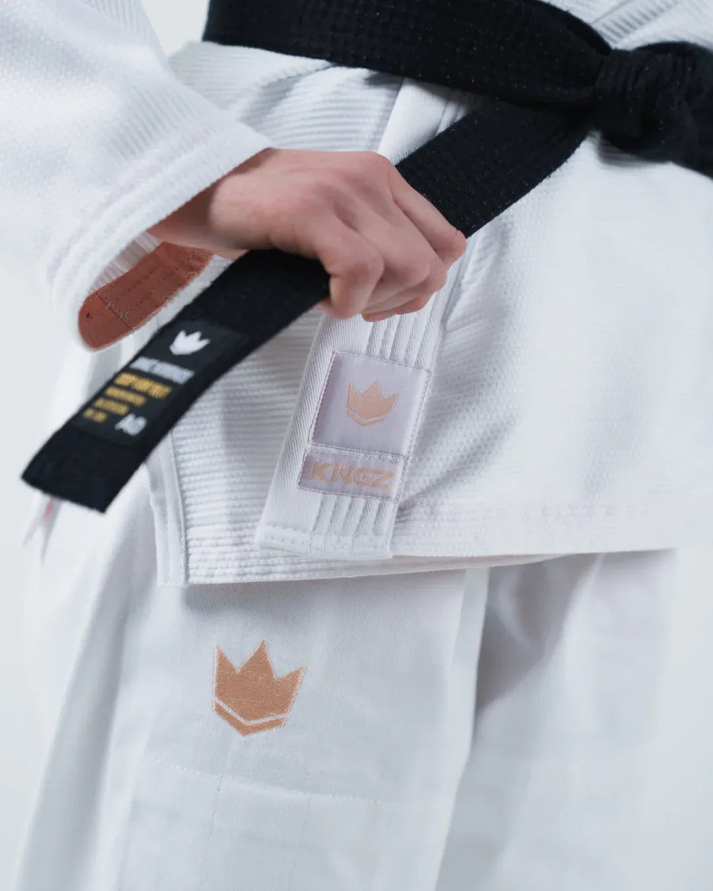 KIMONO / GI KINGZ THE ONE V2 JIU JITSU PARA MUJER - NEGRO - AZUL - BLANCO