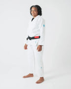 KINGZ THE ONE MUJERES JIU JITSU (VERSIÓN 2023) - BLANCO - AZUL CIELO - KIMONO / GI DE CINTURÓN BLANCO GRATIS