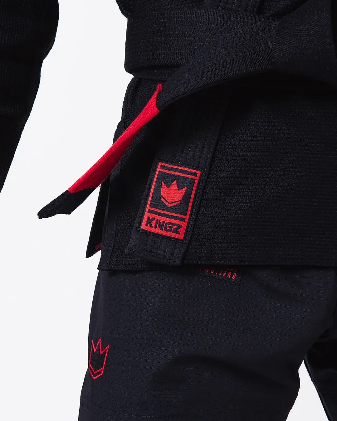 KINGZ ULTRALIGHT 2.0 JIU JITSU (VERSIÓN 2023) - KIMONO / GI NEGRO - AZUL - BLANCO