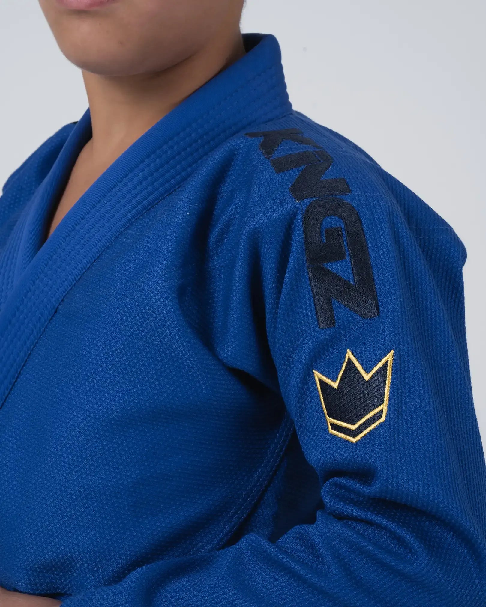 KINGZ COMP V6 JIU JITSU JUVENIL - KIMONO / GI NEGRO - AZUL - BLANCO